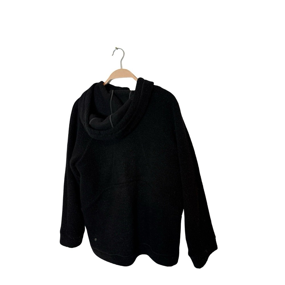 Lululemon‎ Women's So Sherpa Hooded Jacket Black FUZZY Wool Zip up Coat Size 8 - Picture 2 of 2